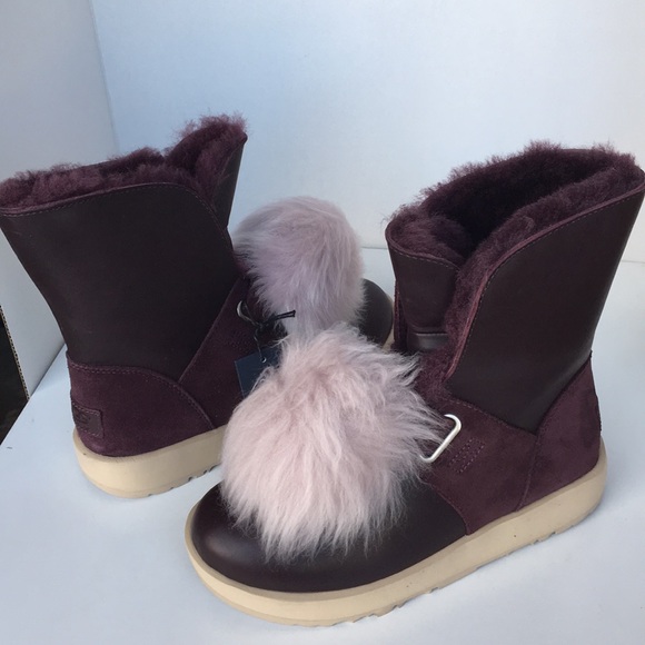 ugg isley waterproof port